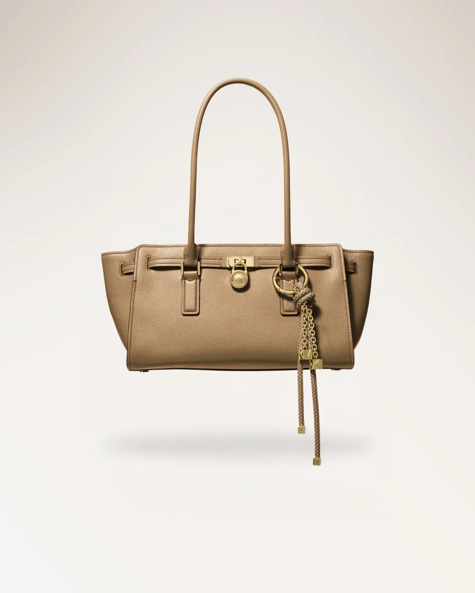 Sm Ew Shldr Tote W Charm Husk