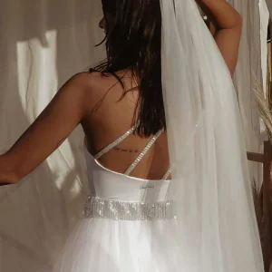 Étoile costume intero monospalla sposa